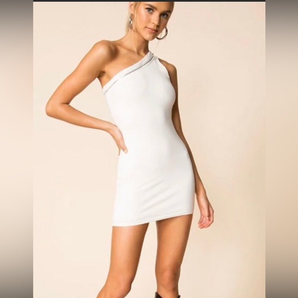 Superdown Tia White One Shoulder Fitted Mini Dress - Picture 2 of 11